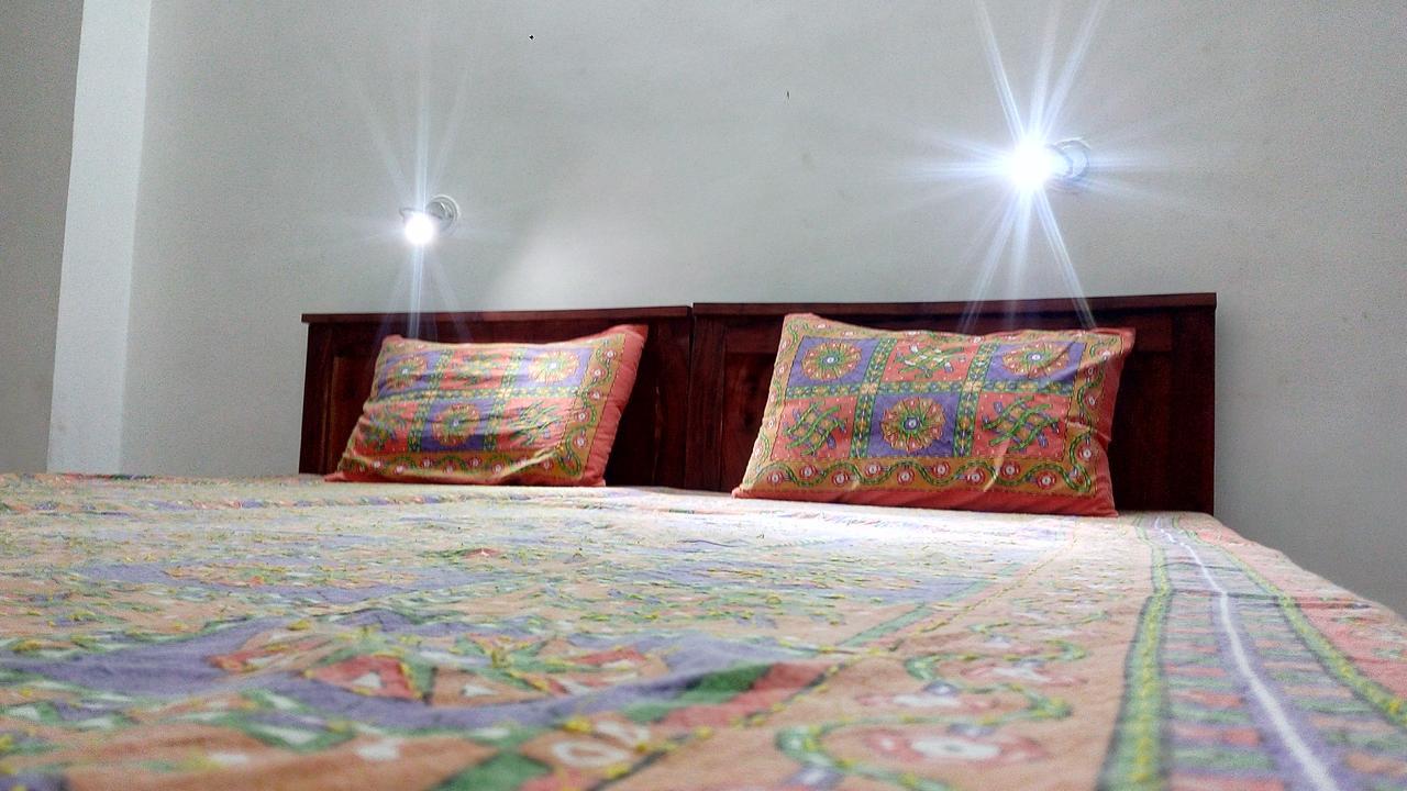 Hotel Pawan's Palace Pushkar Bagian luar foto